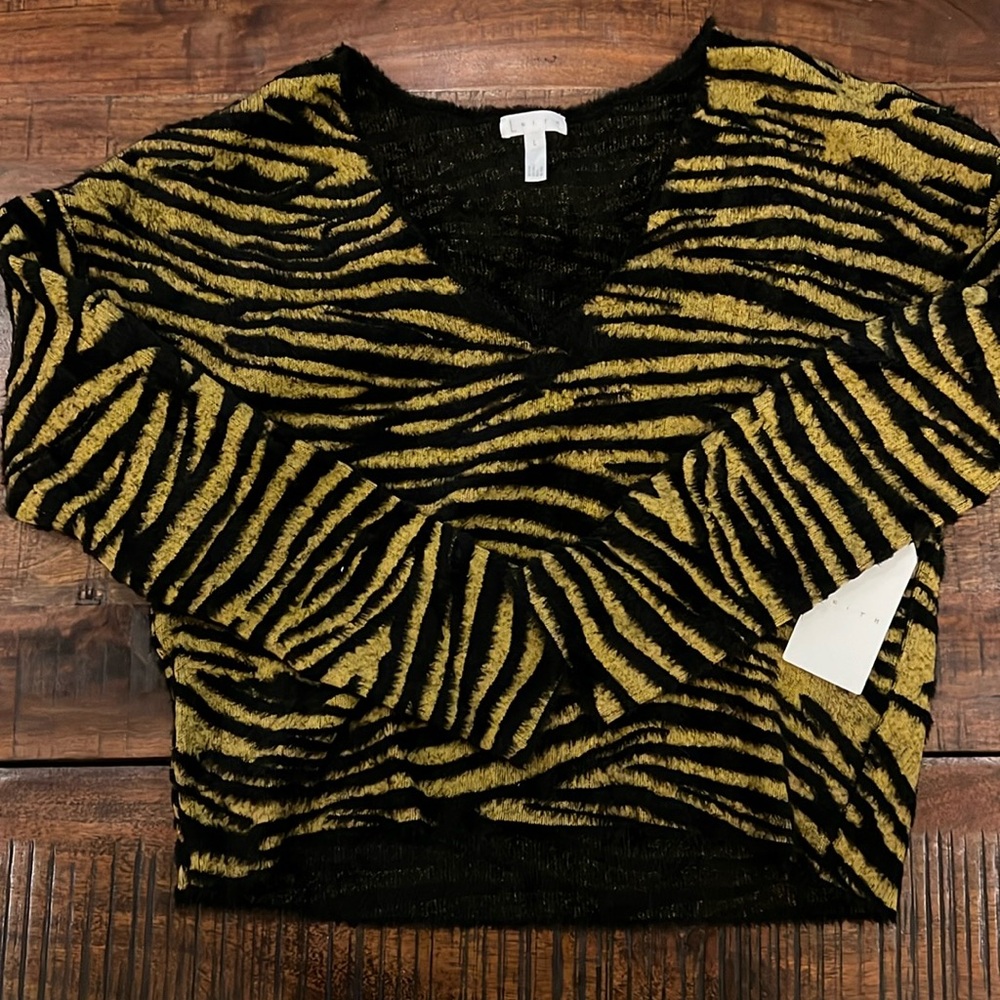 Funky leith sweater NWOT TIGER PRINT Large 90s sweater